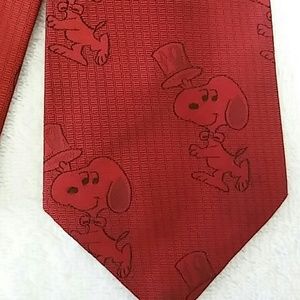 Cervantes Dark Red Snoopy Neck Tie